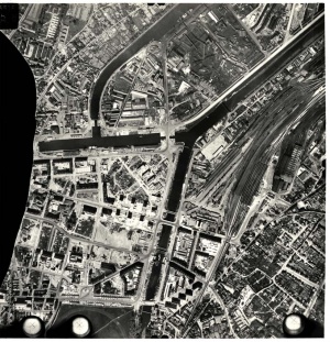 CAEN et CANAL 11 Mai 1953, vue aérienne n°956